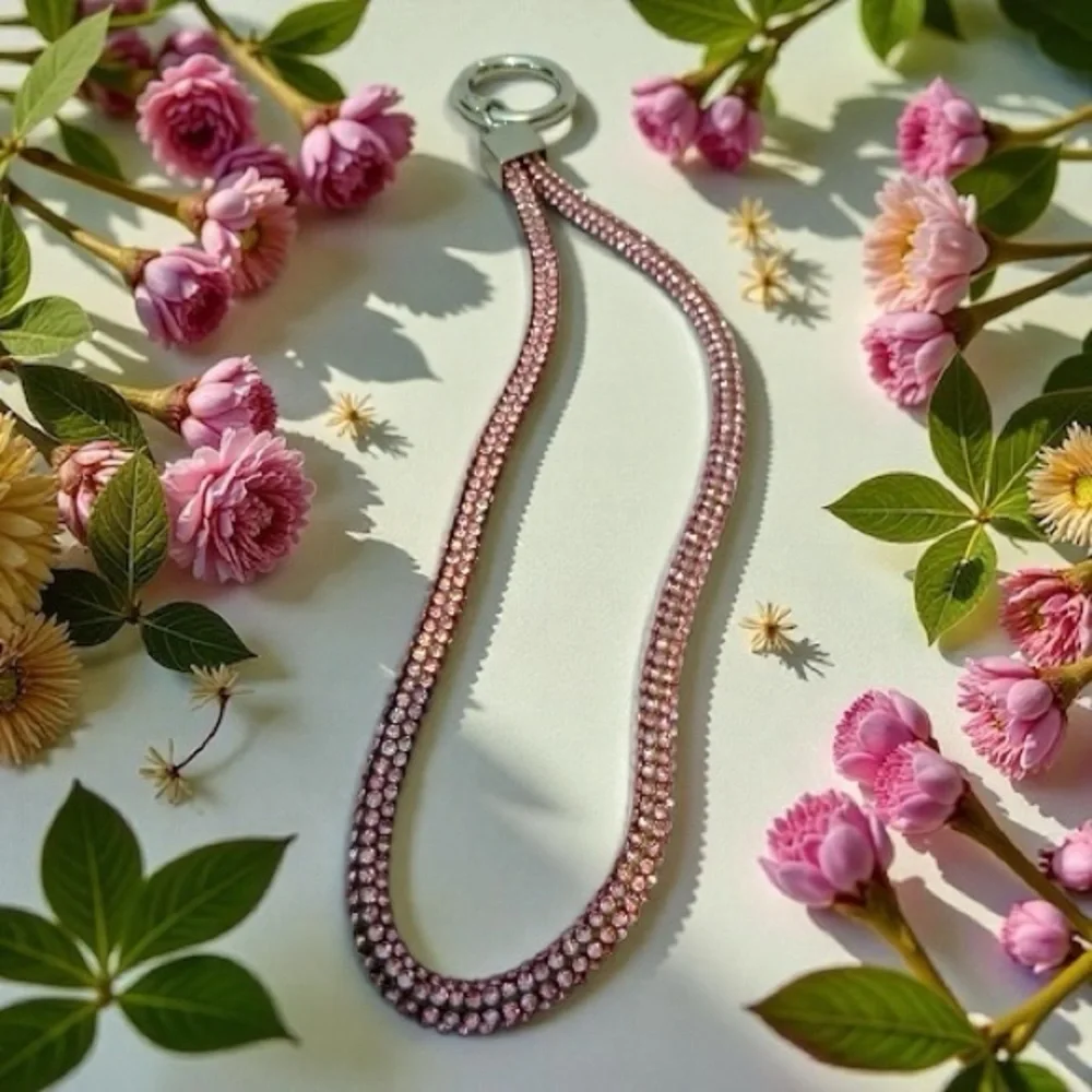 ✨ Blush Pink Rhinestone Phone Wrist Strap – Sparkly Lanyard Charm